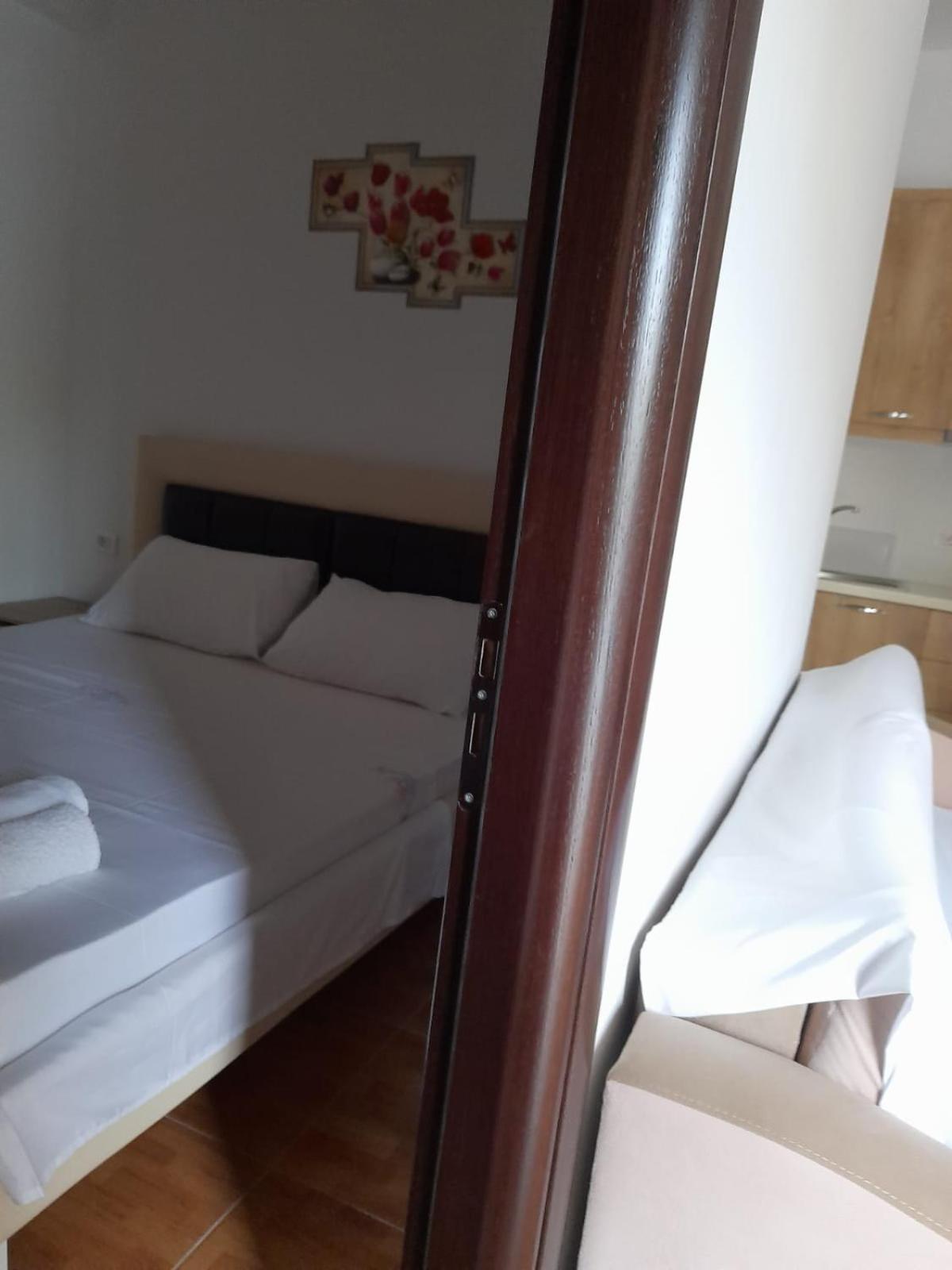 Guesthouse Noan&Yliona Ksamil Værelse billede